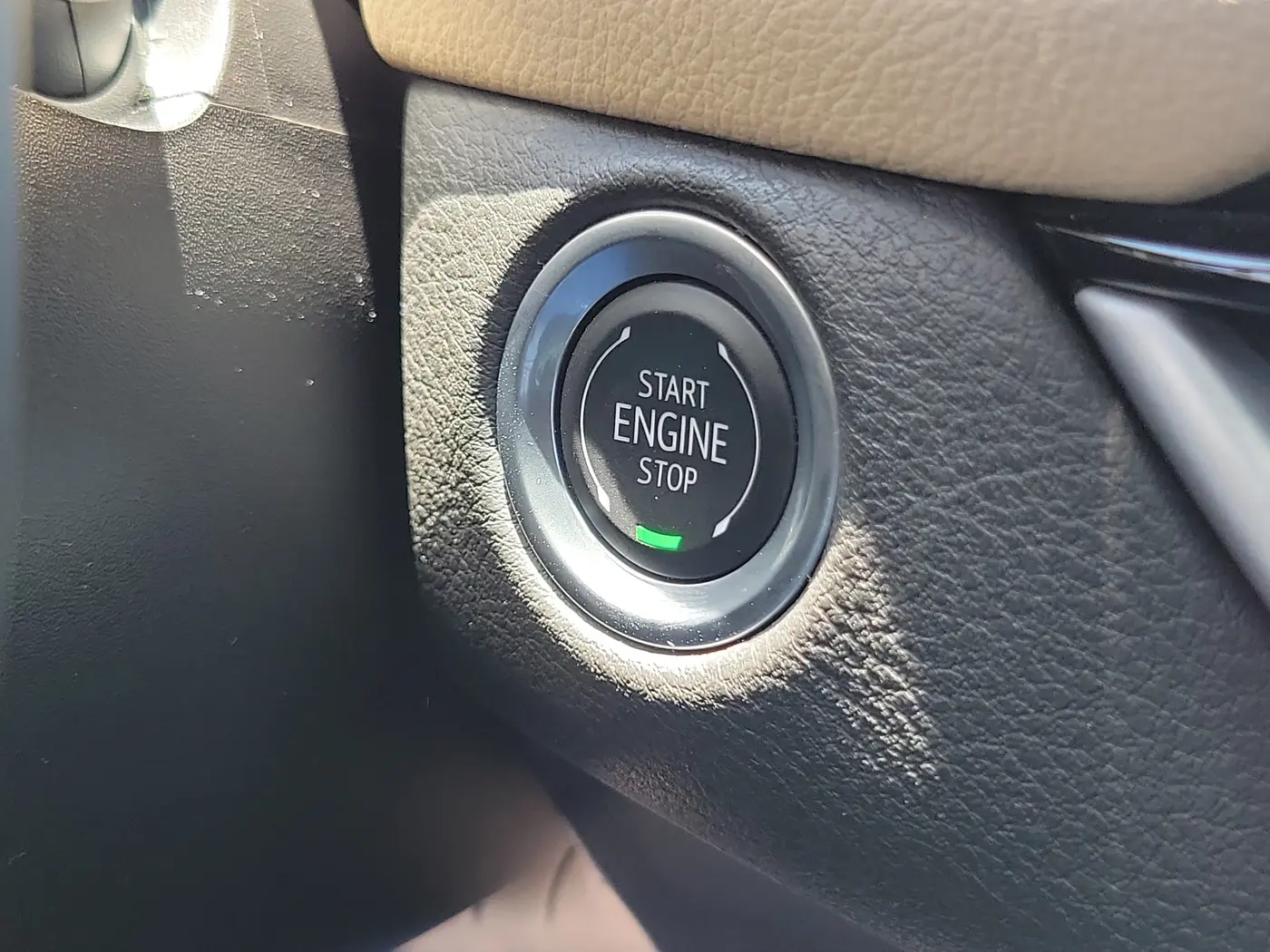 2024 Cadillac XT4 - $25,990