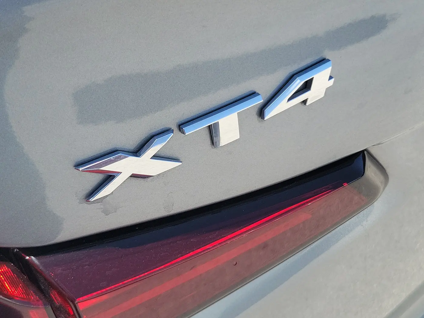2024 Cadillac XT4 - $25,990