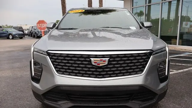 2024 Cadillac XT4 Luxury