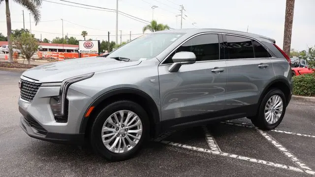 2024 Cadillac XT4 Luxury