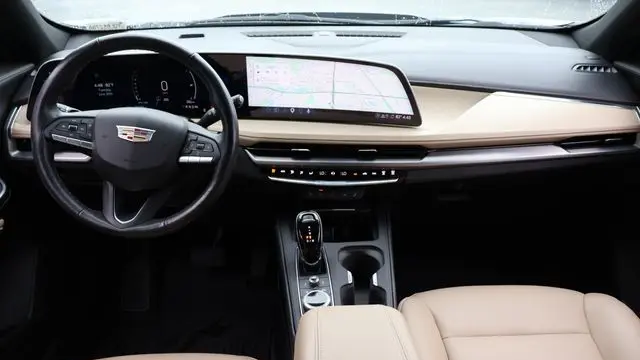 2024 Cadillac XT4 Luxury
