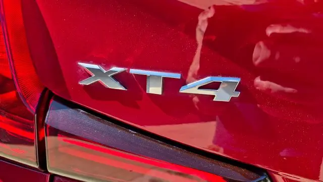 2023 Cadillac XT4 - $29,215