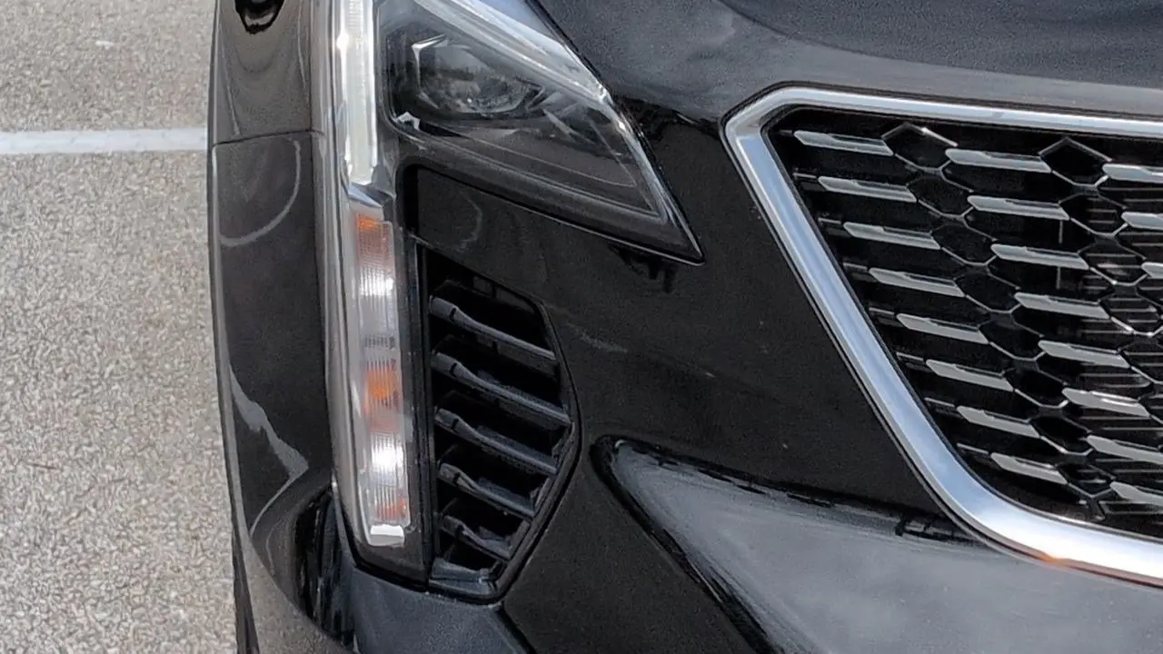 2023 Cadillac XT4 Luxury