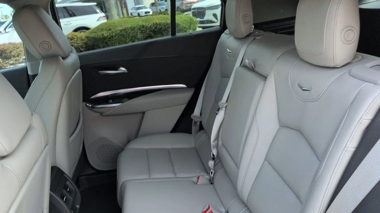 2023 Cadillac XT4 Luxury