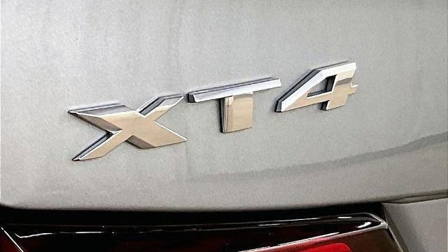 2024 Cadillac XT4 Luxury
