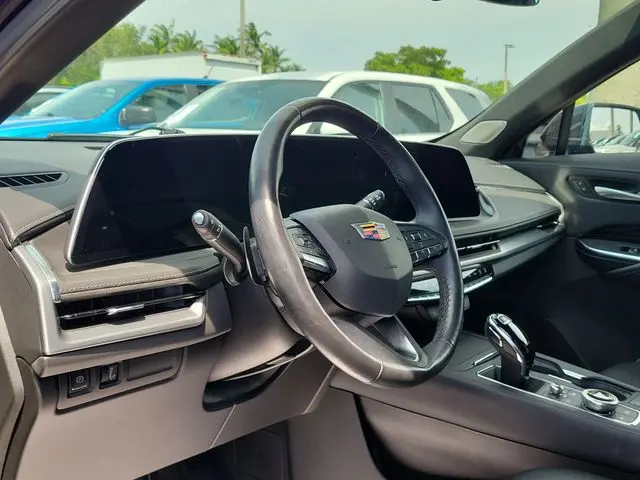 2024 Cadillac XT4 - $28,990