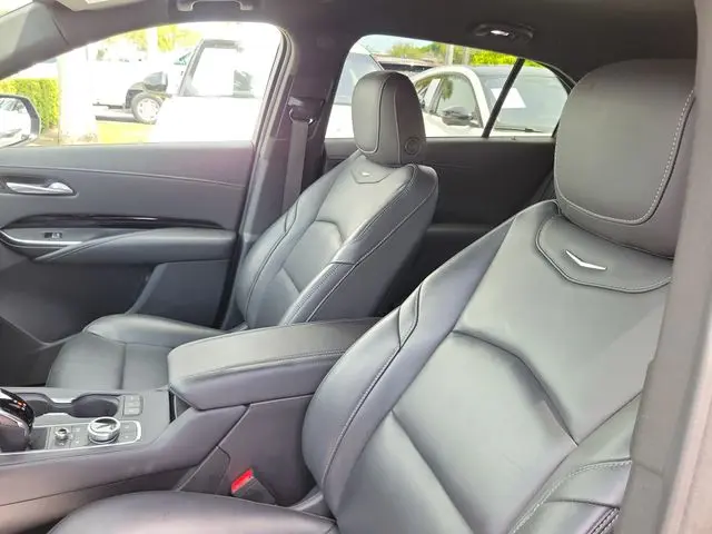 2024 Cadillac XT4 - $28,990