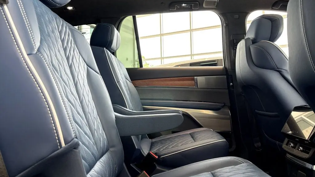 2026 Cadillac VISTIQ Premium Luxury
