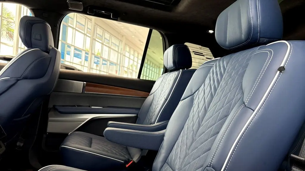 2026 Cadillac VISTIQ Premium Luxury