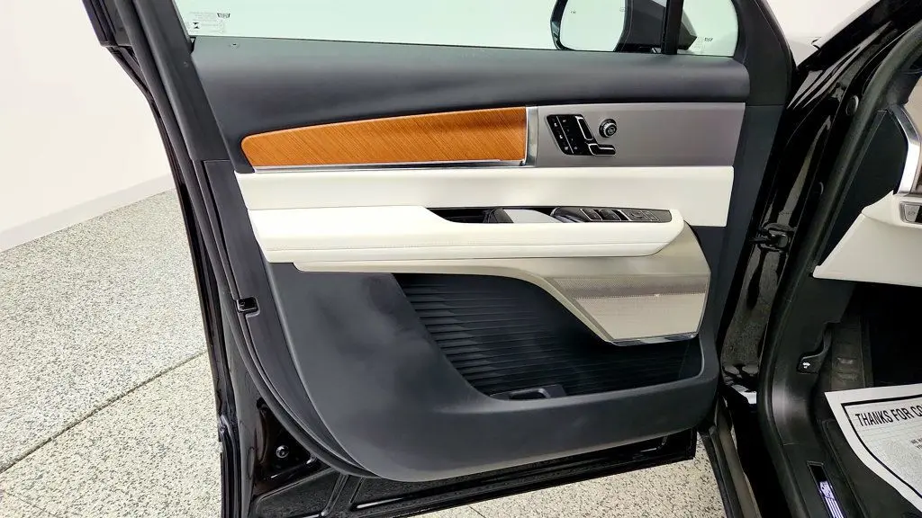 2026 Cadillac Vistiq - $63,995