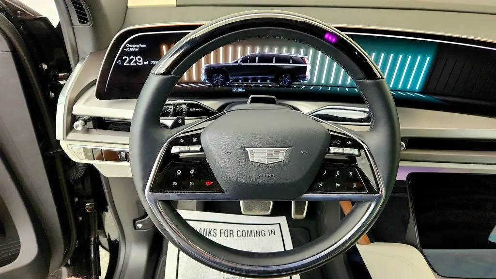 2026 Cadillac Vistiq - $63,995