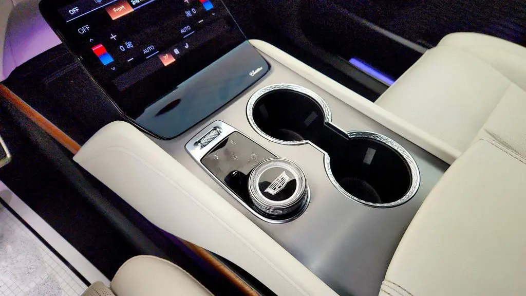 2026 Cadillac Vistiq - $63,995