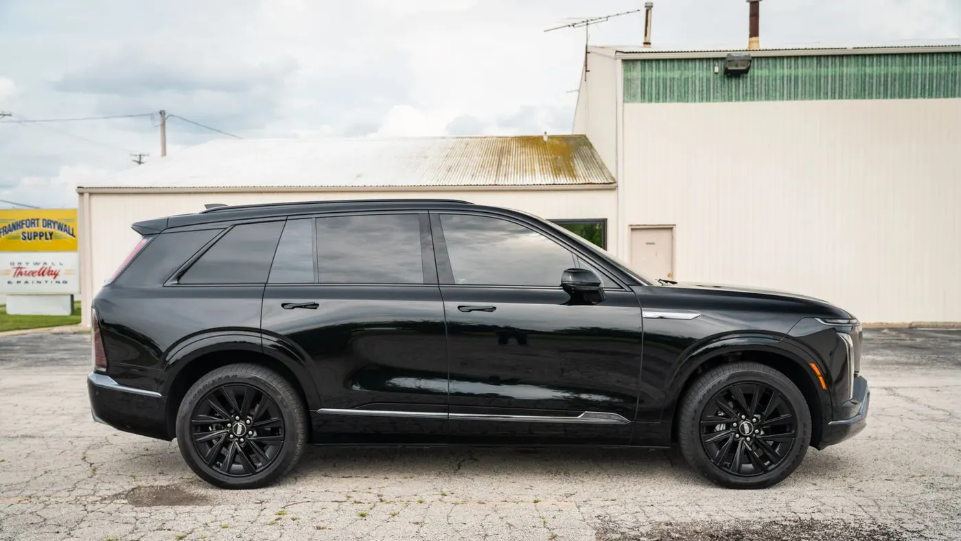 2026 Cadillac VISTIQ Sport