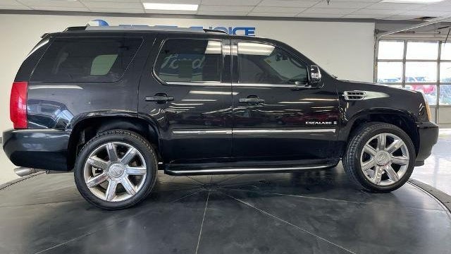 2009 Cadillac Escalade Base