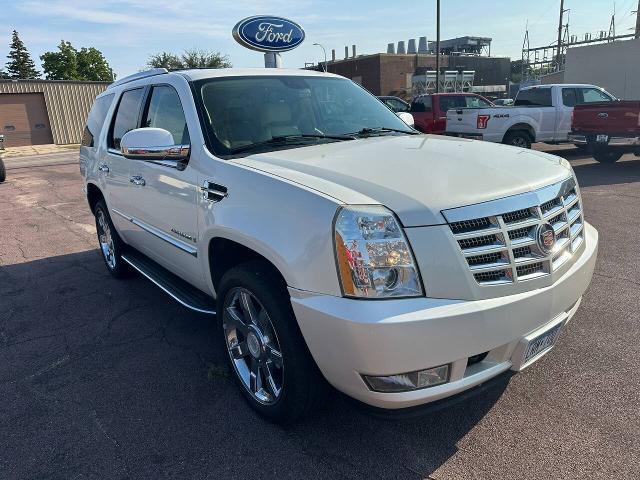 2007 Cadillac Escalade - $7,900