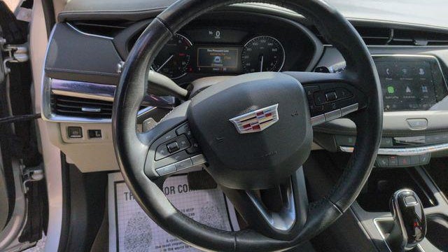 2021 Cadillac XT4 Luxury