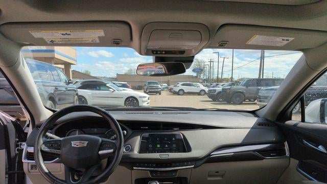 2021 Cadillac XT4 Luxury