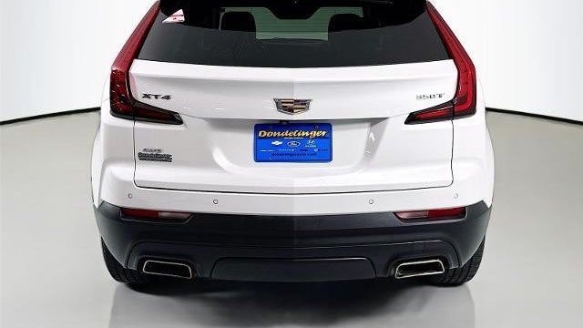 2022 Cadillac XT4 Luxury