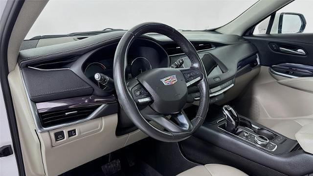 2022 Cadillac XT4 Luxury