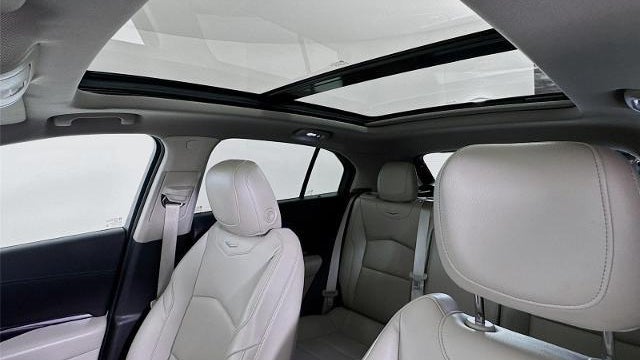 2022 Cadillac XT4 Luxury