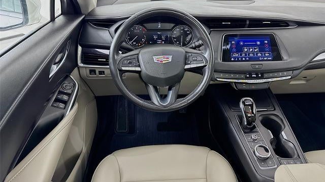 2022 Cadillac XT4 Luxury