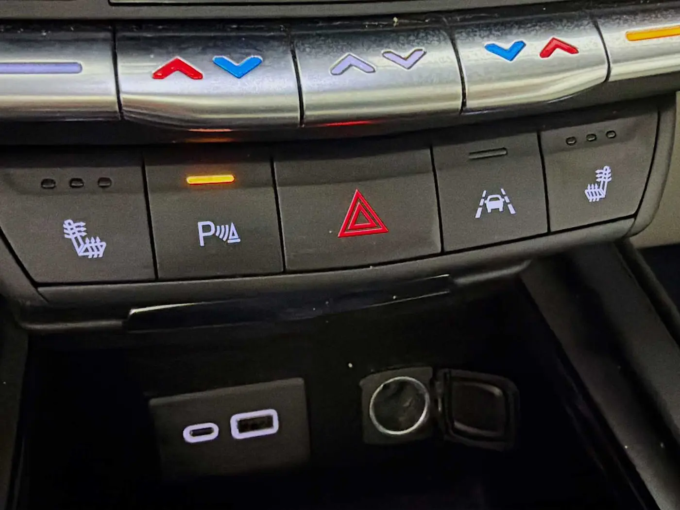2021 Cadillac XT4 - $21,995