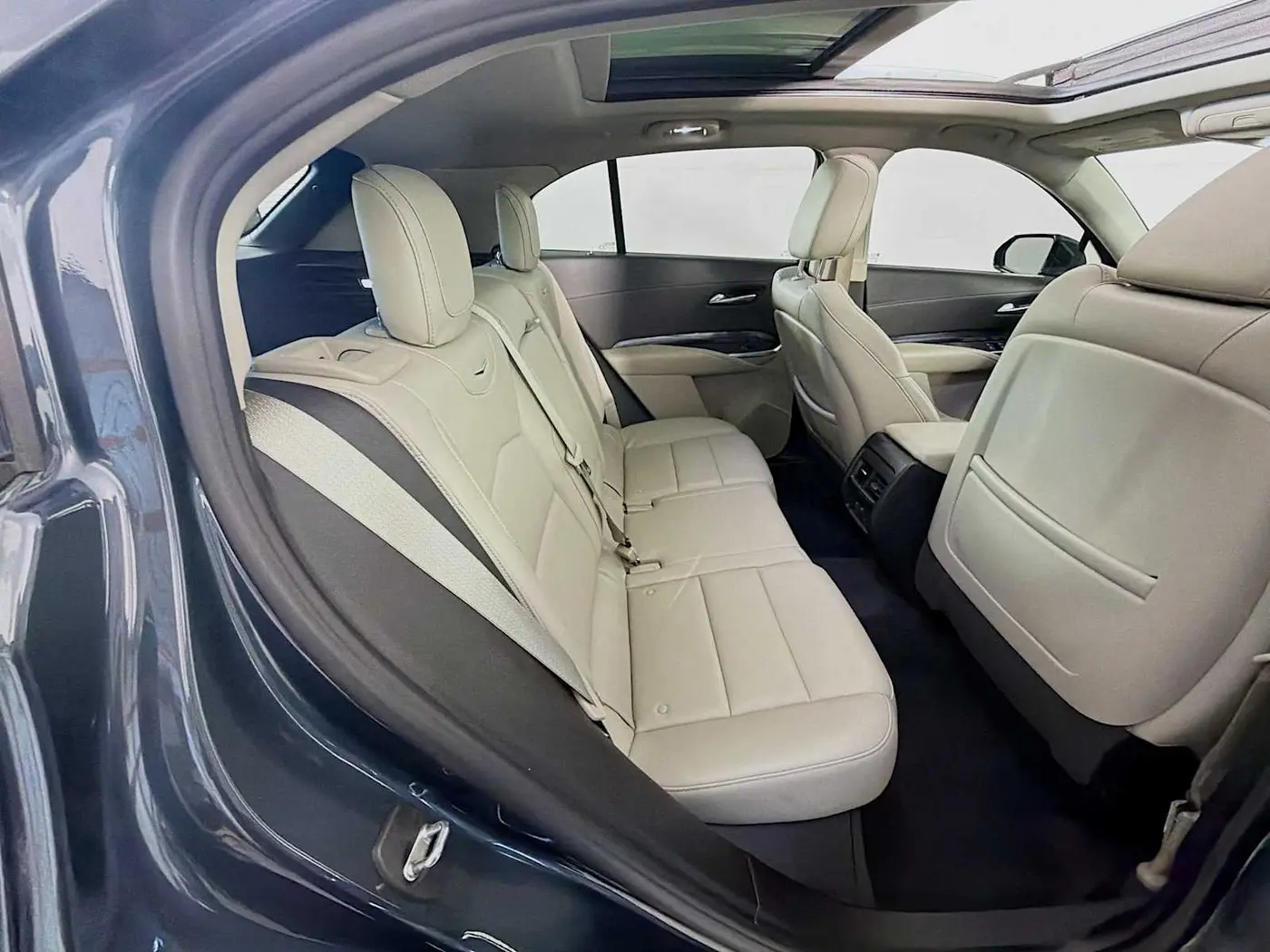 2021 Cadillac XT4 - $21,995