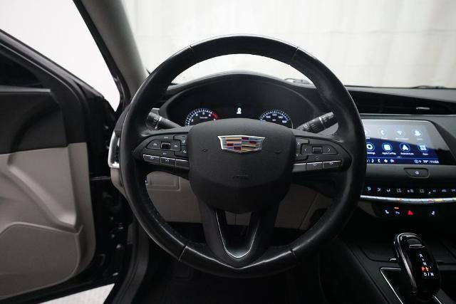 2022 Cadillac XT4 - $23,998