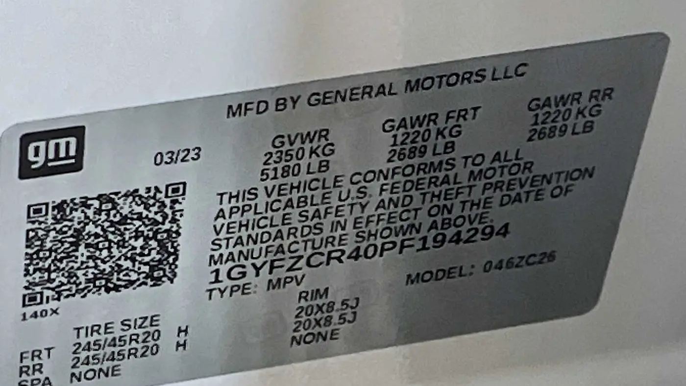 2023 Cadillac XT4 Premium Luxury
