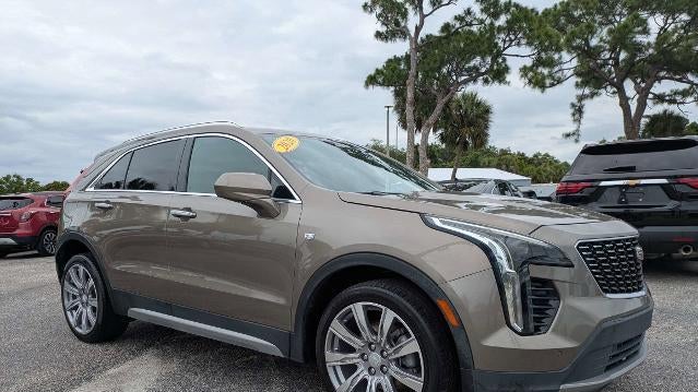 2020 Cadillac XT4 Premium Luxury