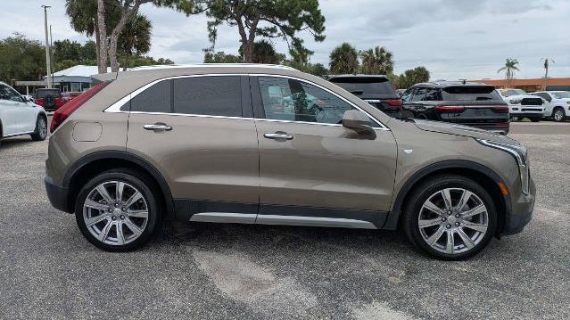 2020 Cadillac XT4 Premium Luxury