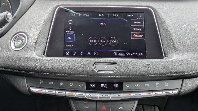 2020 Cadillac XT4 Premium Luxury