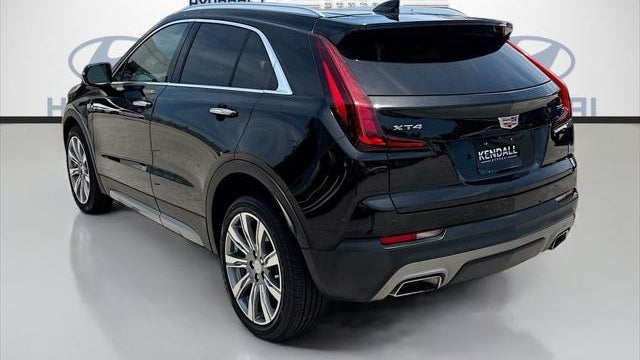 2023 Cadillac XT4 Premium Luxury