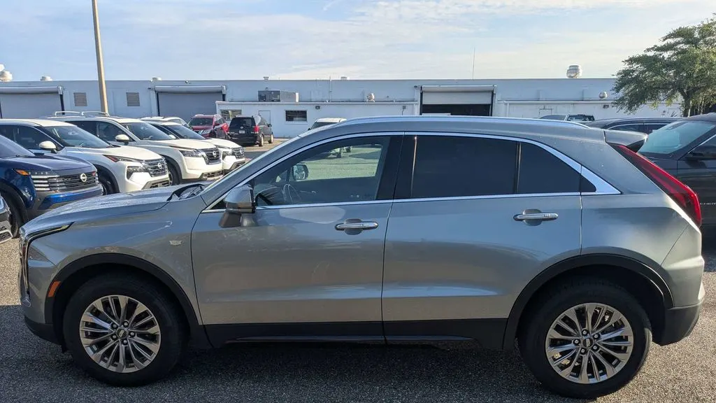 2024 Cadillac XT4 Premium Luxury