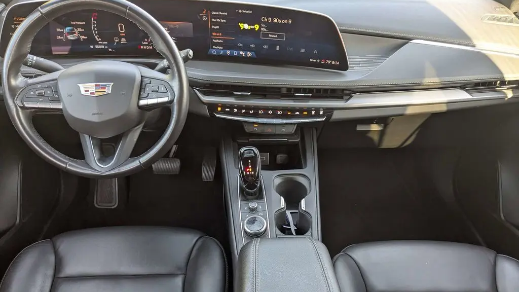 2024 Cadillac XT4 Premium Luxury