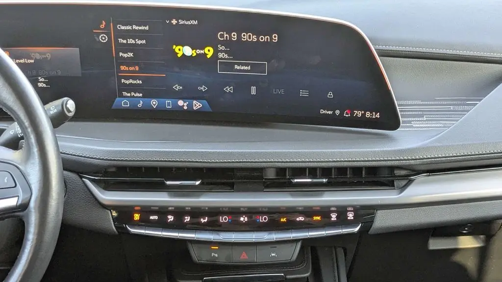 2024 Cadillac XT4 Premium Luxury
