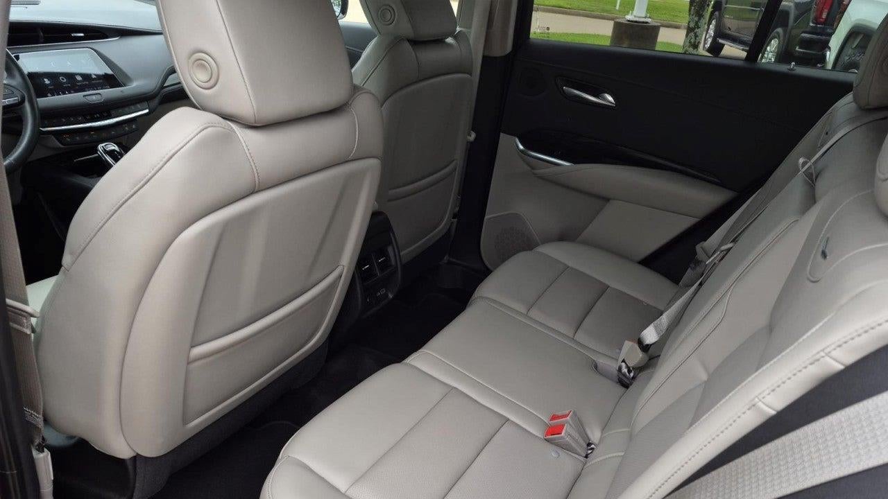 2021 Cadillac XT4 Premium Luxury