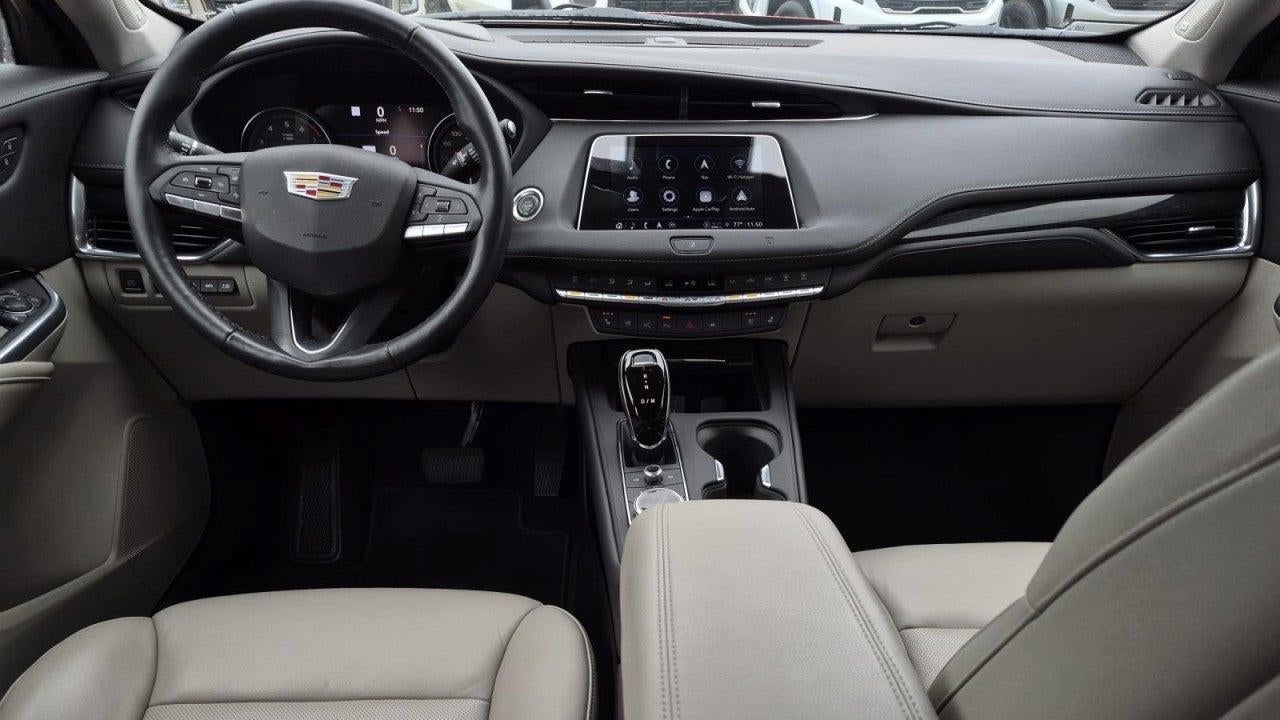 2021 Cadillac XT4 Premium Luxury