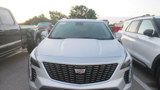 2022 Cadillac XT4 Premium Luxury