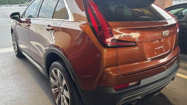 2020 Cadillac XT4 Premium Luxury