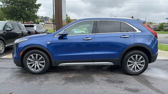 2021 Cadillac XT4 Premium Luxury