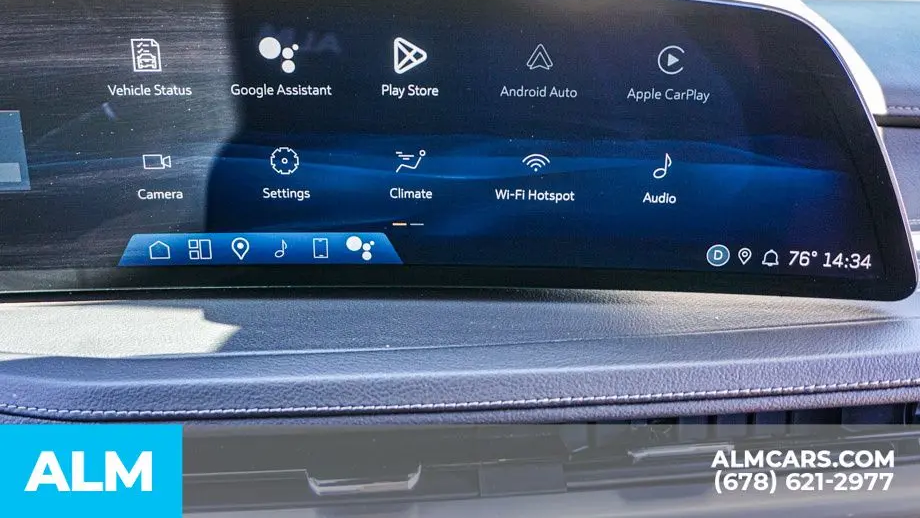 2025 Cadillac XT4 Premium Luxury