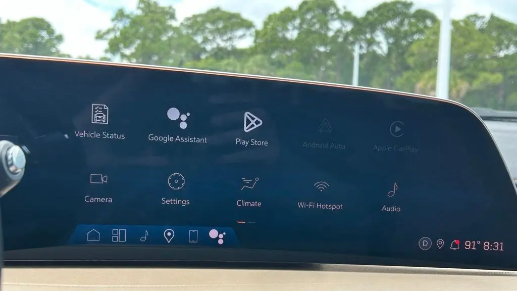 2025 Cadillac XT4 Premium Luxury
