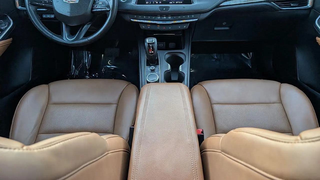 2019 Cadillac XT4 Premium Luxury