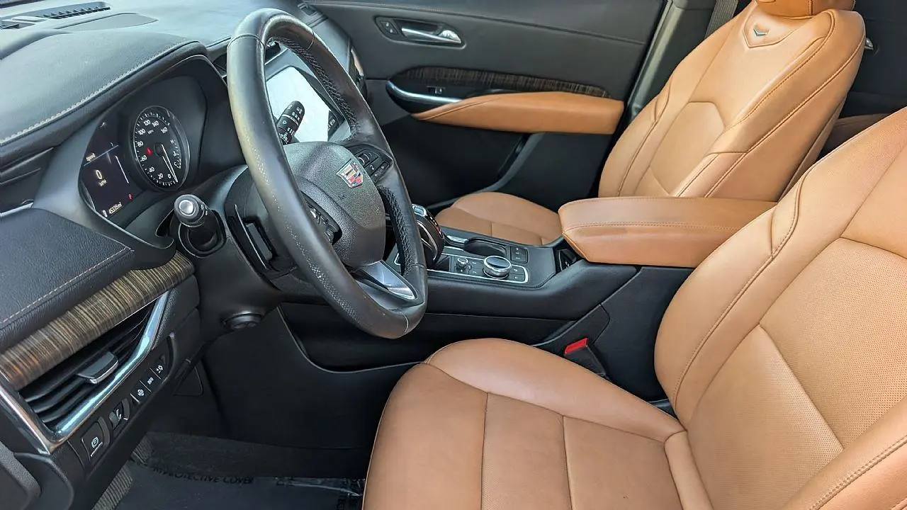 2019 Cadillac XT4 Premium Luxury
