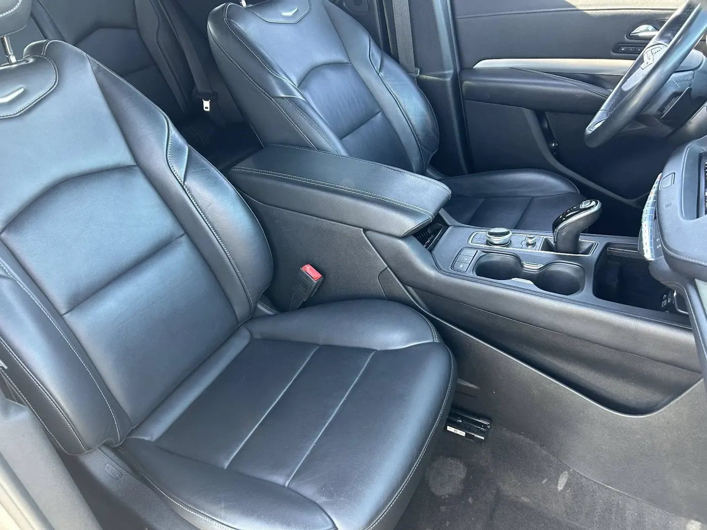 2020 Cadillac XT4 - $17,992