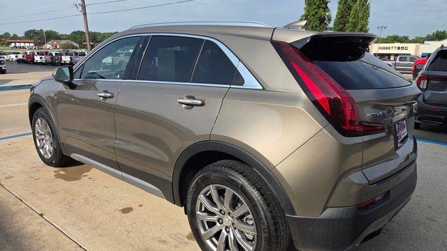 2020 Cadillac XT4 Premium Luxury
