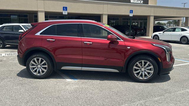 2020 Cadillac XT4 Premium Luxury