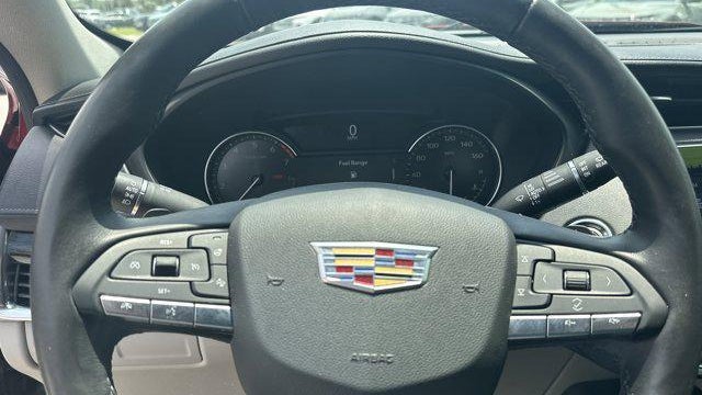 2020 Cadillac XT4 Premium Luxury