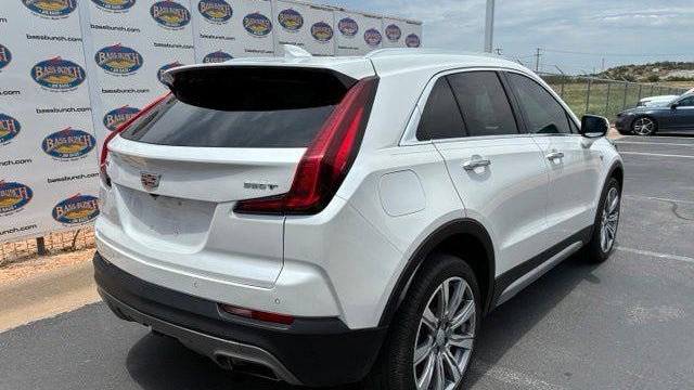 2023 Cadillac XT4 Premium Luxury